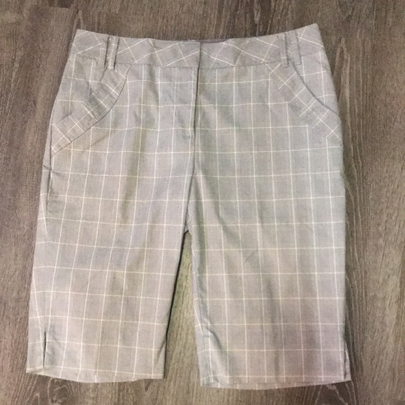 Cutter & Buck walking shorts - Picture 1 of 12